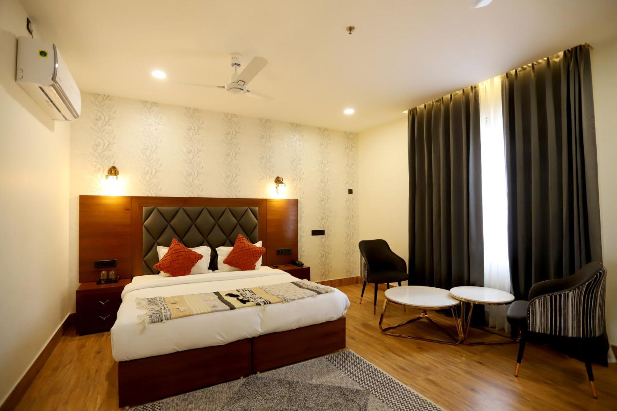 Hotel Dhingra Inn Rewāri Eksteriør bilde